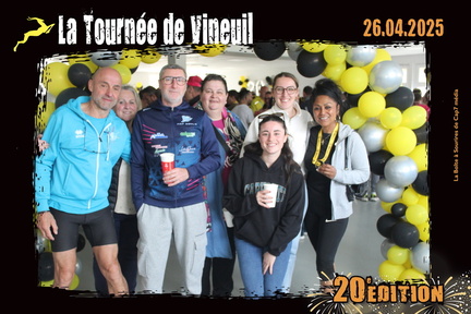 26 04 25  22 37 10 Composition