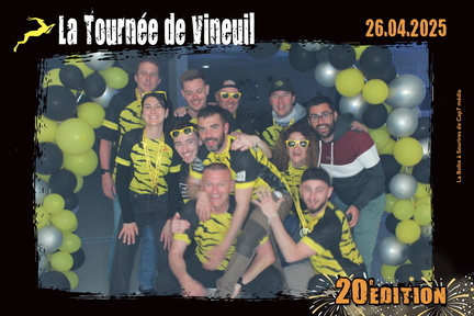 27 04 25  03 53 46 Composition